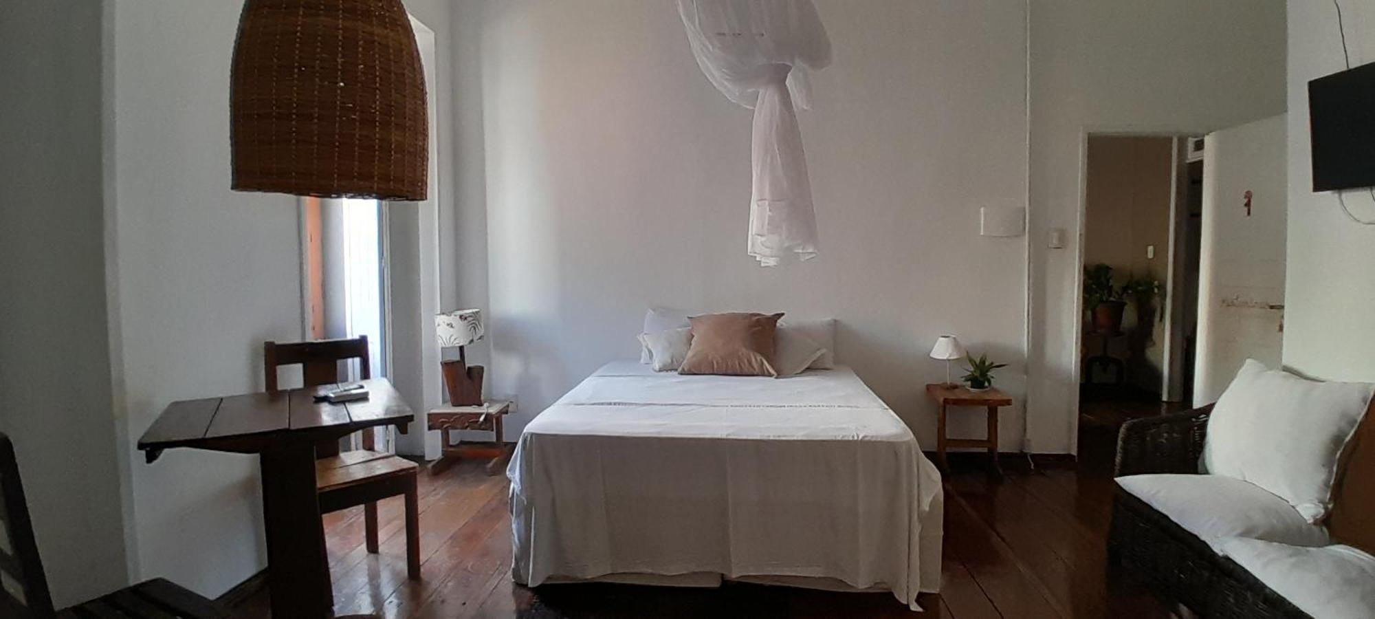 Quarto Quádruplo com Varanda